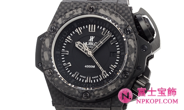 ウブロオーシャノグラフィック ４０００ カーボン世界５００本限定 731.QX.1140.RX